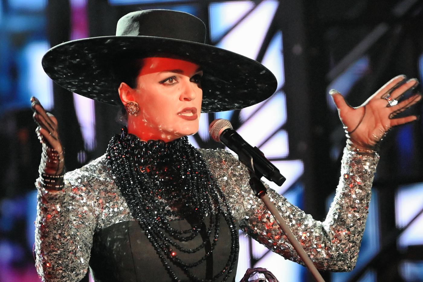 "Людям безразлично твоё состояние": Катя Лель высказалась о "пьяном" скандале Славы