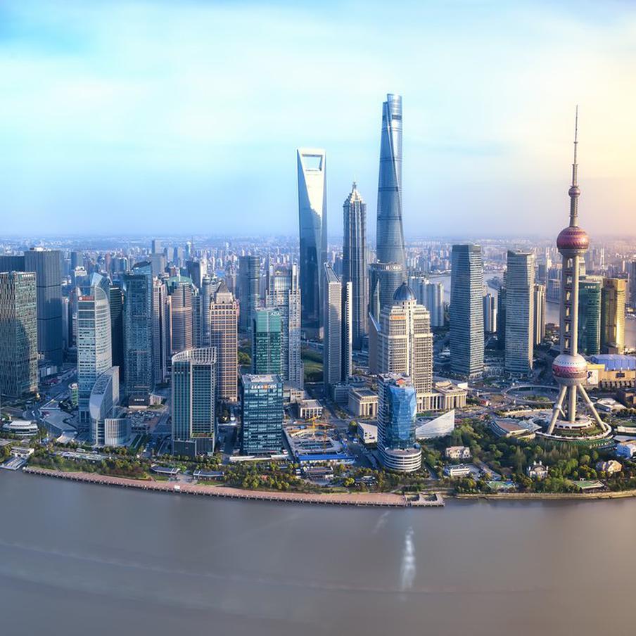 Топ-шефы из Азии приедут с гастролями в Москву. Основатель ресторанного гида GreatList Александр Сысоев ведёт переговоры в Шанхае и рассчитывает привезти в столицу культовые проекты из Китая и Таиланда уже в этом году