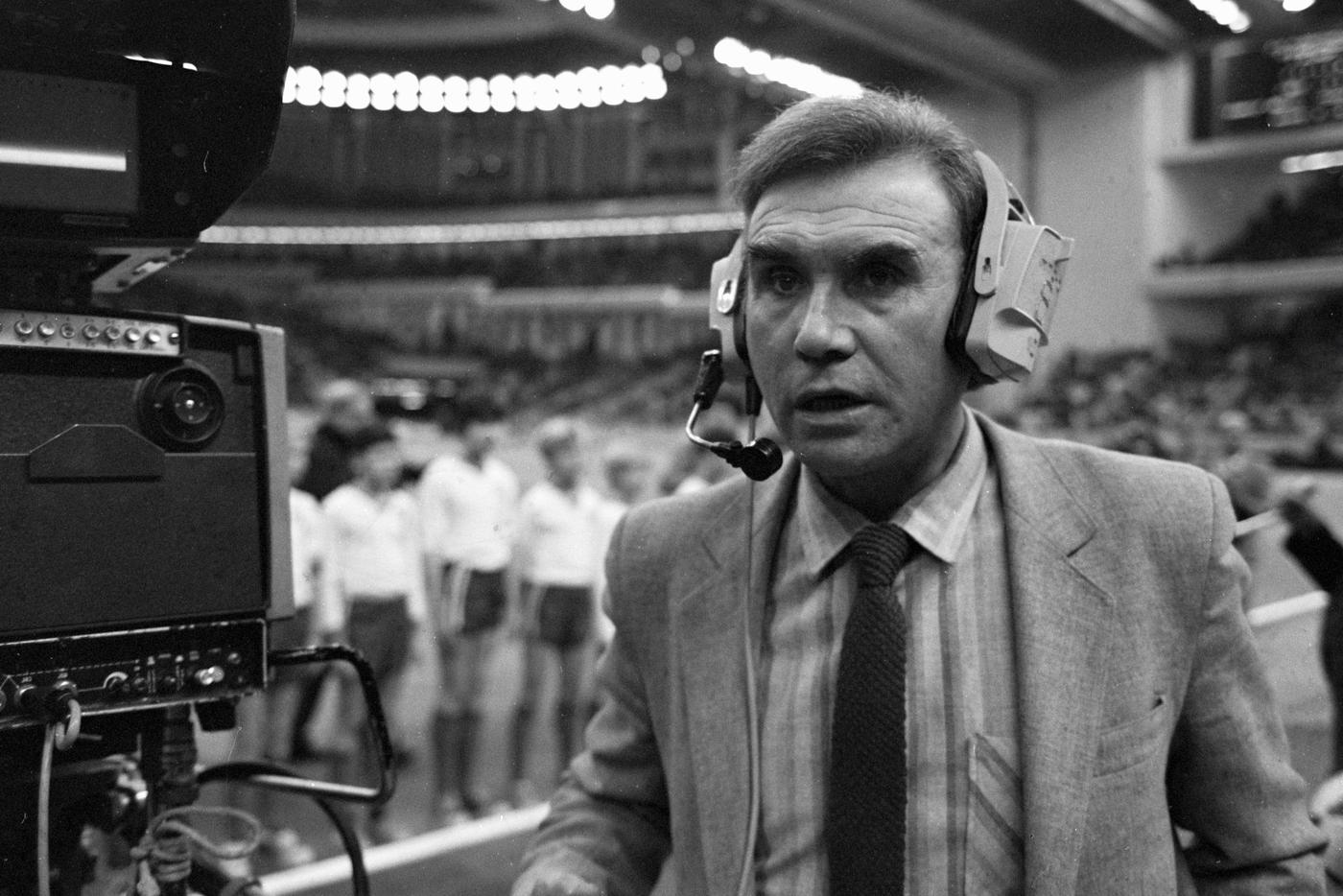 Лучшие цитаты из эфиров футбольного комментатора Владимира Маслаченко