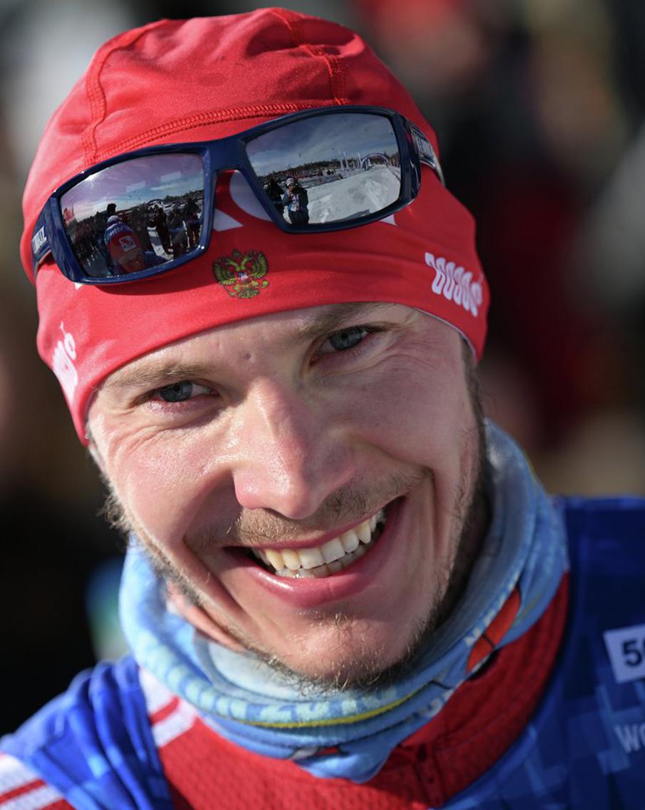 Призёр чемпионата мира Ретивых задумался об уходе из большого спорта. 34-летний российский лыжник Глеб Ретивых заявил, что всё чаще размышляет о завершении профессиональной карьеры. По словам спортсмена, в лыжных гонках приходит время уступать место новому поколению