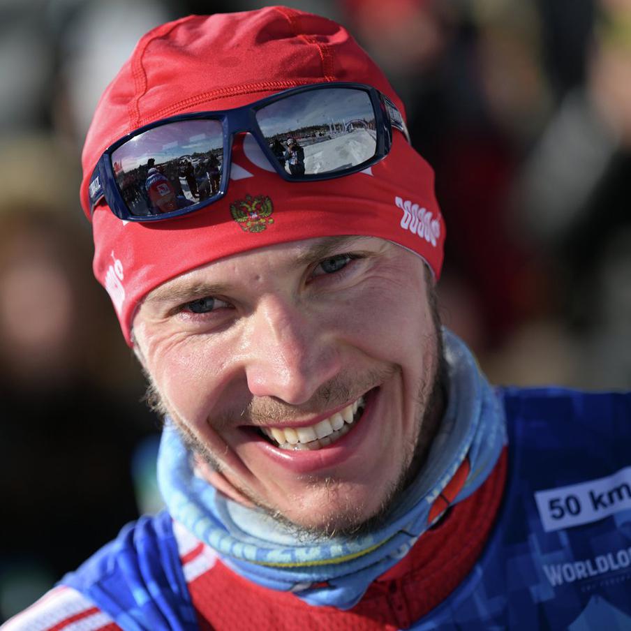 Призёр чемпионата мира Ретивых задумался об уходе из большого спорта. 34-летний российский лыжник Глеб Ретивых заявил, что всё чаще размышляет о завершении профессиональной карьеры. По словам спортсмена, в лыжных гонках приходит время уступать место новому поколению