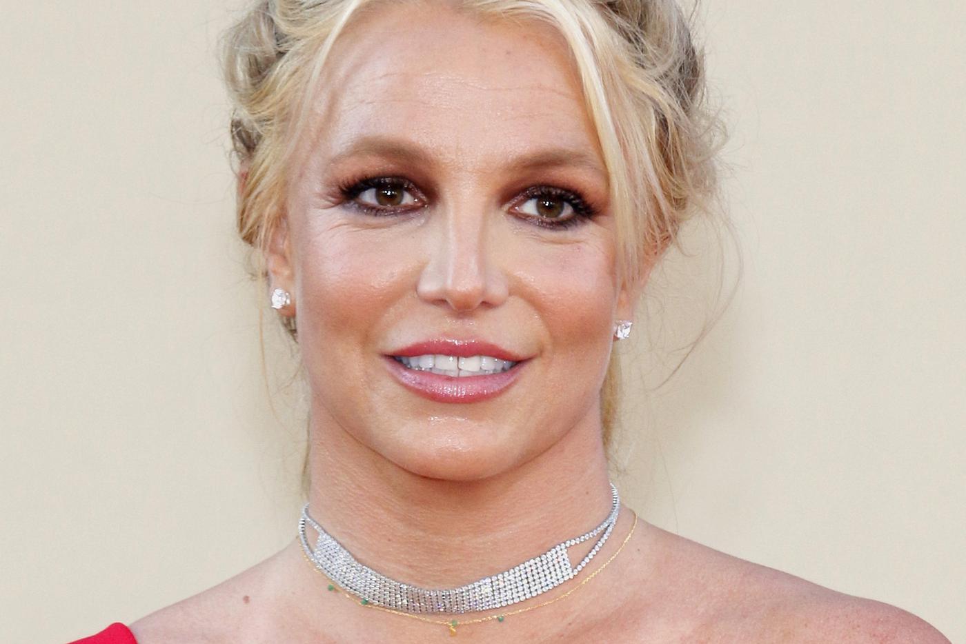 Она снова сделала это: Бритни Спирс была арестована в Калифорнии