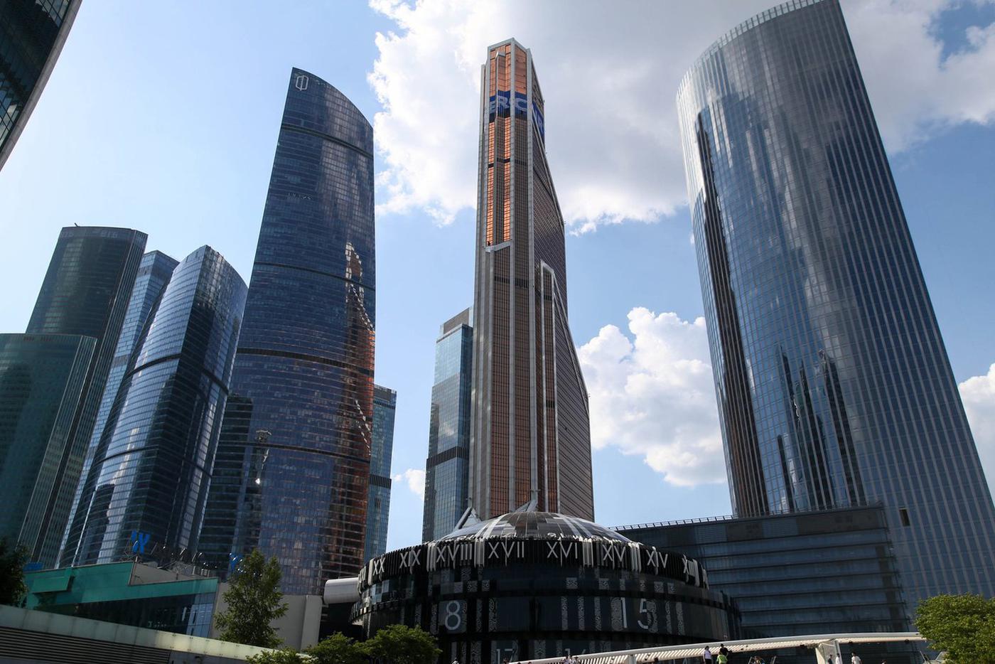 Экономист Бунич назвал сокращение госслужащих Москвы велением времени