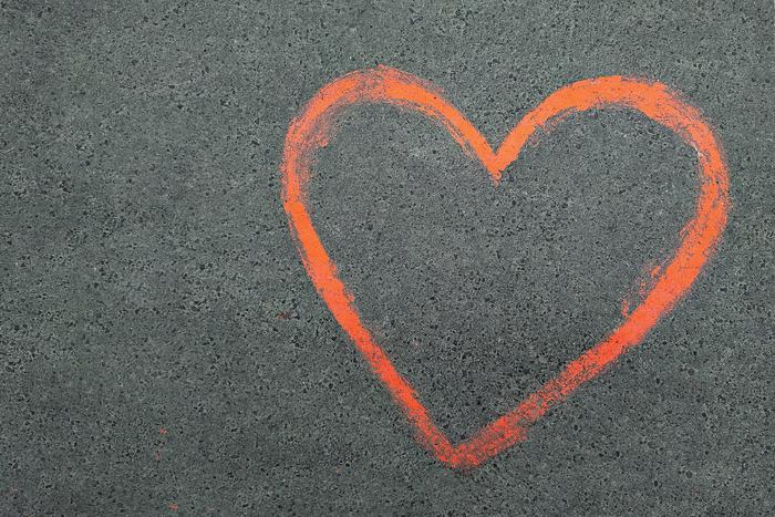 Юрист напомнил об ответственности за признания на асфальте