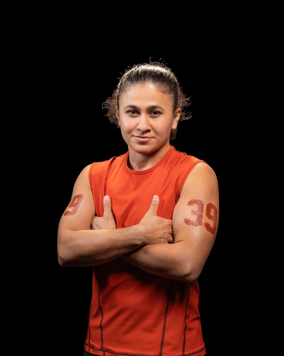 Земфира Алиева – боец ММА, чемпионка России по ММА в весовой категории 56,7, многократная чемпионка НСО по боксу и по панкратиону. Участница 1-го сезона шоу "Титаны".