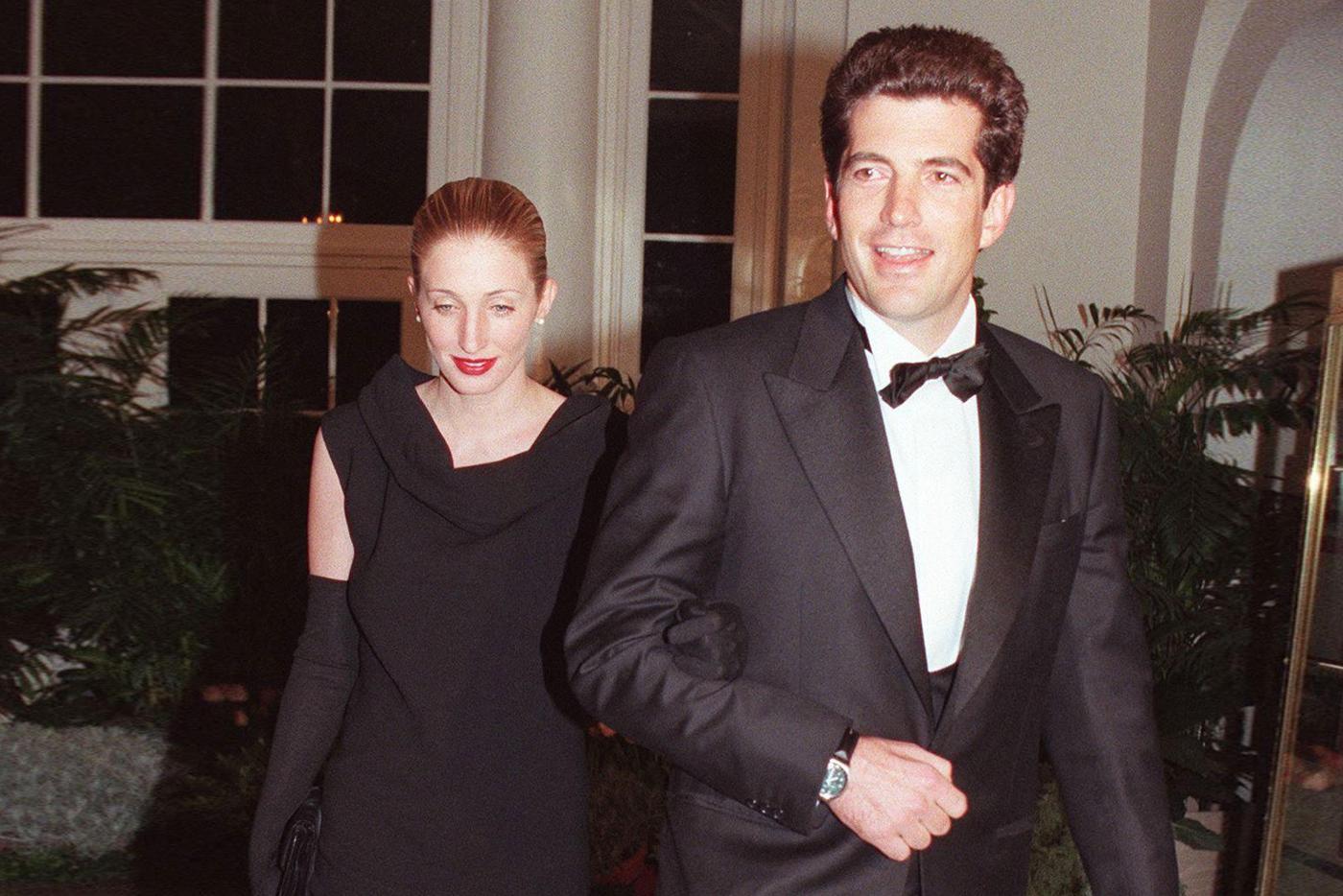 Гардероб Кэролин Бессетт-Кеннеди продали на аукционе за четверть миллиона долларов: что происходило в мире моды и красоты на этой неделе