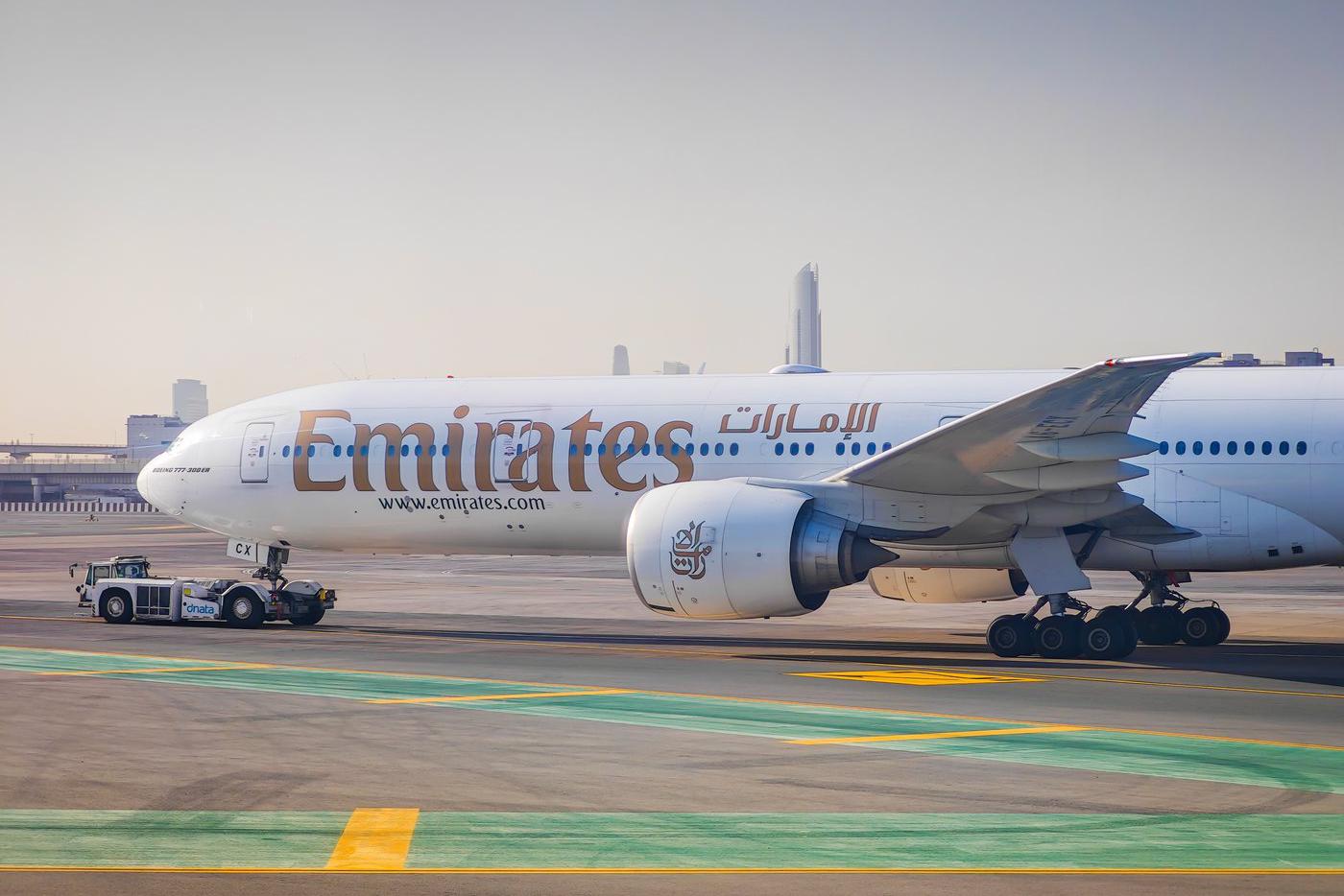 Emirates приостановила все полёты в Дубай и из него из-за работы ПВО