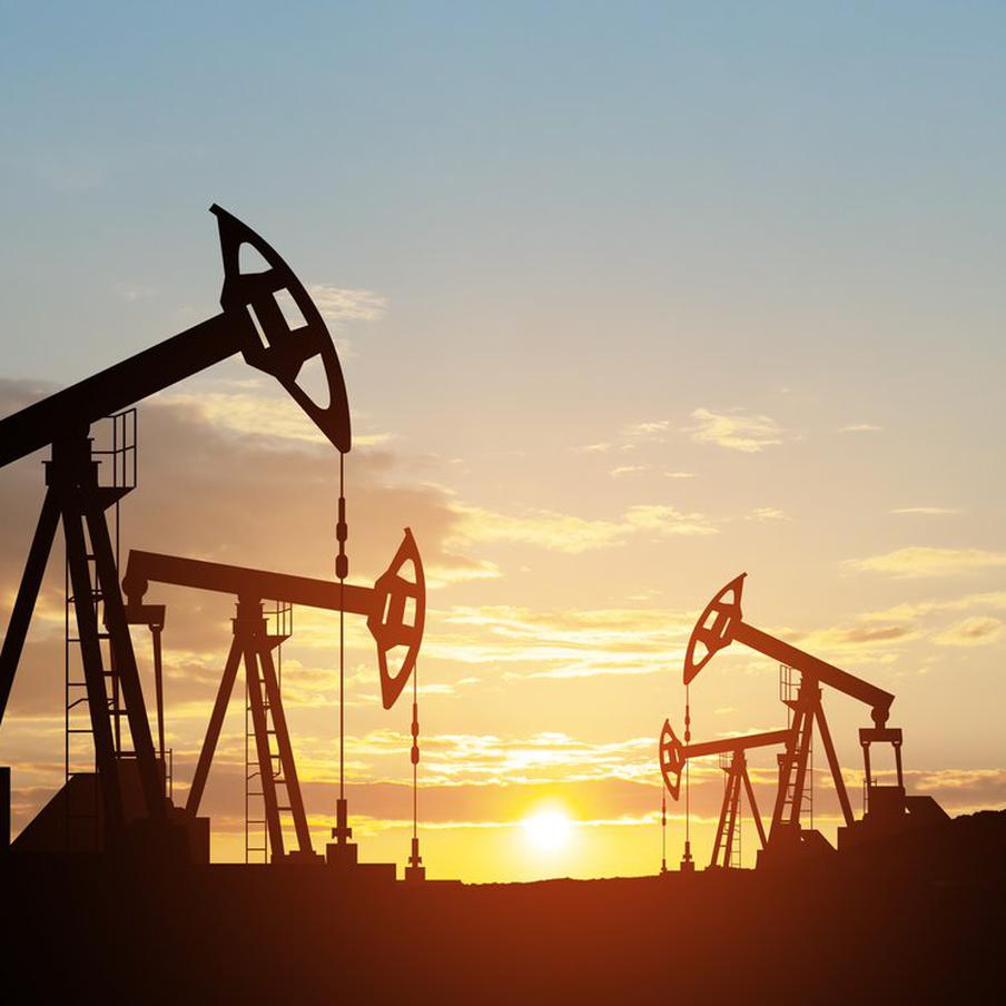 Цена нефти Brent поднялась выше $111 за баррель впервые с июля 2022 года. По состоянию на 01:41 мск цена на нефть марки Brent с поставкой в мае на лондонской бирже ICE составила 108,92 доллара США за баррель. Это свидетельствует о росте стоимости на 17,51%. Ранее, в 01:15 мск, цена на нефть достигла отметки 111,4 доллара США за баррель (+19,37%)