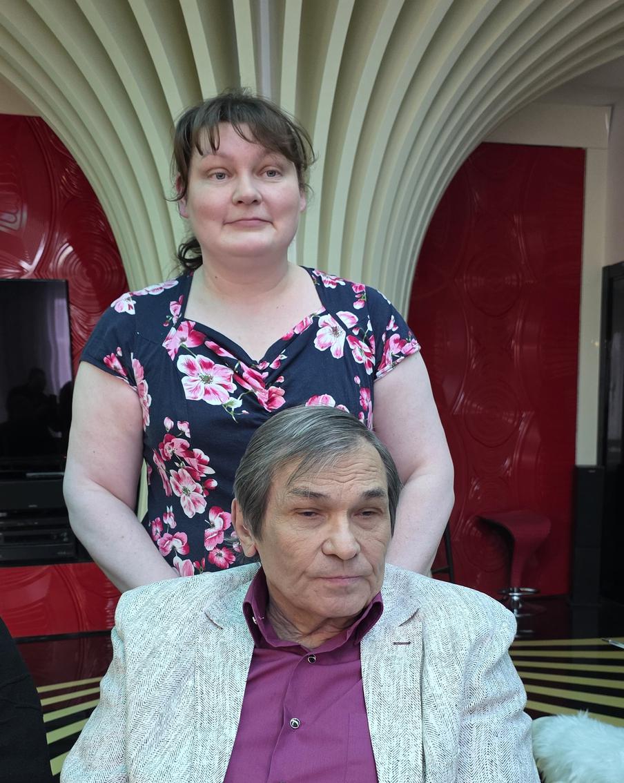 Редкое фото – Бари Алибасов и его супруга Елена вместе.