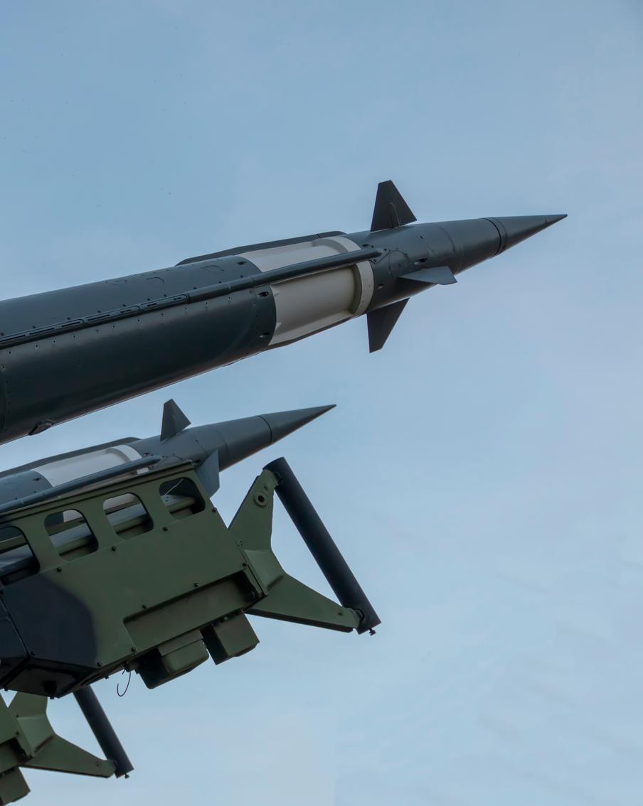 За ночь над регионами России уничтожили 185 украинских БПЛА. В ночное время российские средства противовоздушной обороны успешно перехватили и уничтожили 185 украинских беспилотных летательных аппаратов, которые приближались к 11 российским регионам и акваториям морей