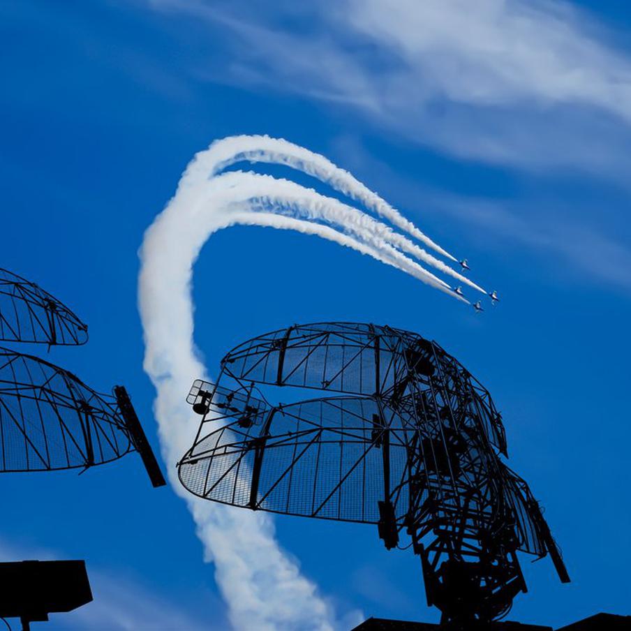 Мэр Сочи сообщил о продолжающейся почти сутки атаке на город. Мэр Сочи Андрей Прошунин сообщил о не прекращающейся уже почти сутки атаке на город со стороны Вооружённых сил Украины. В своём заявлении он отметил, что это беспрецедентная по продолжительности атака, которая прерывалась лишь на короткое время