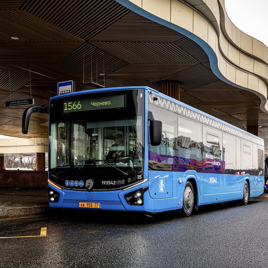 Первые в этом году маршруты из Москвы в ближайшее Подмосковье запустят уже 14 марта. По словам Максима Ликсутова, с 14 марта в этом году впервые начнут курсировать автобусы от метро "Тушинская" и одноимённой станции МЦД до Красногорска