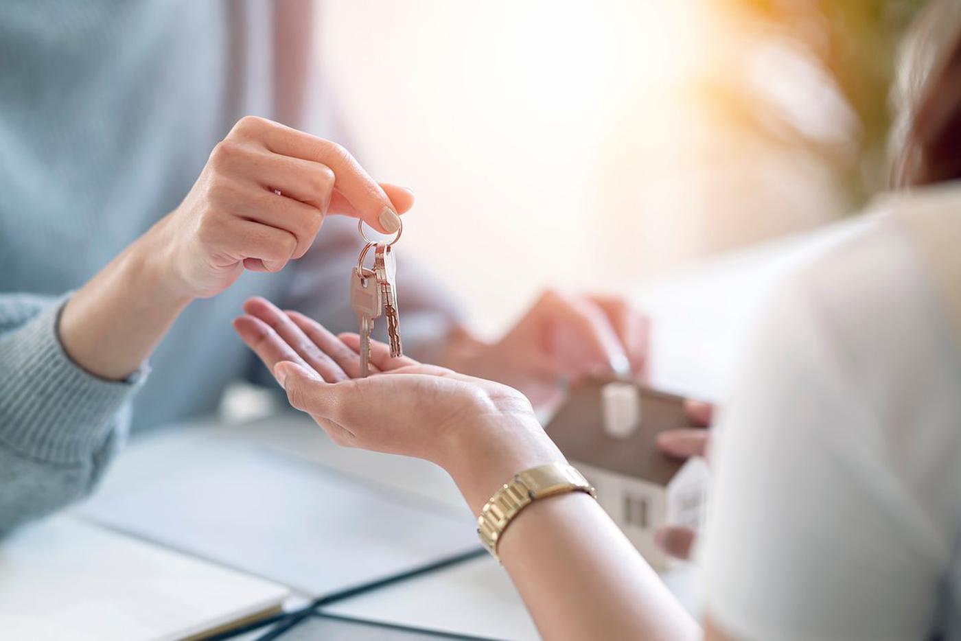 В "Перезвони сам" предупредили москвичей о рисках при сделках с недвижимостью