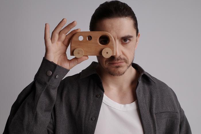 "Я был трудным подростком": звезда "Короля и Шута" и "Детей перемен" Плотников дал большое интервью