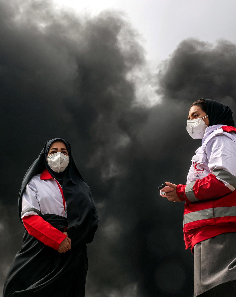 "Чёрный дождь" пролился в Тегеране из-за войны Дональда Трампа