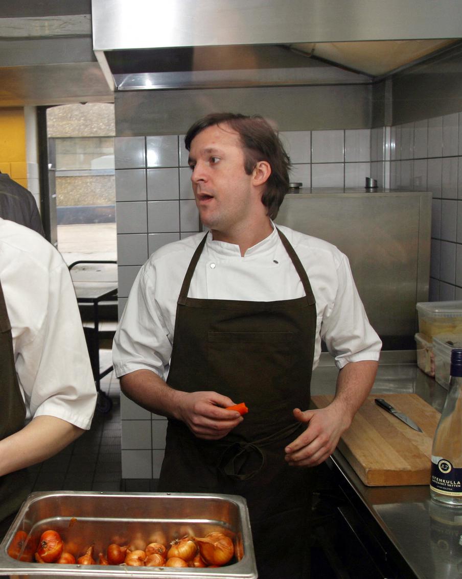 "Тыкал в ноги вилкой от барбекю": культовый шеф-повар Рене Редзепи ушёл из Noma