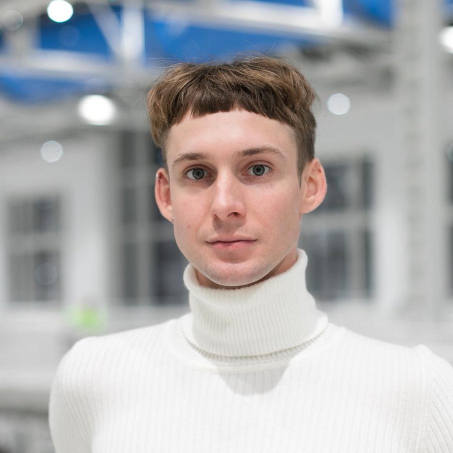 Артём Тимонов, куратор выставочных проектов: