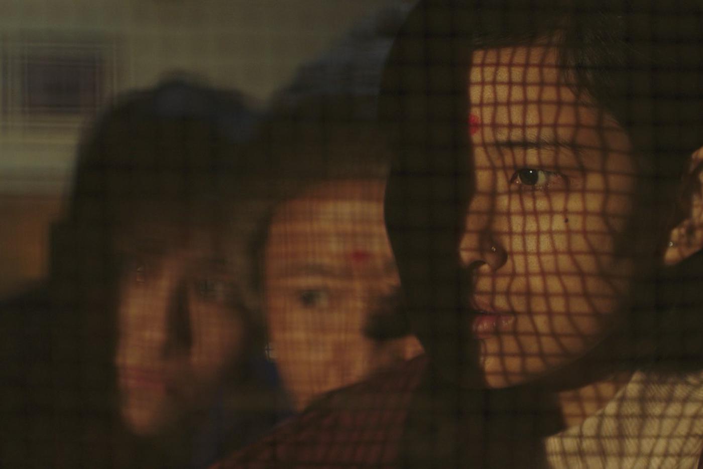 Кадр из фильма "Форма момо".