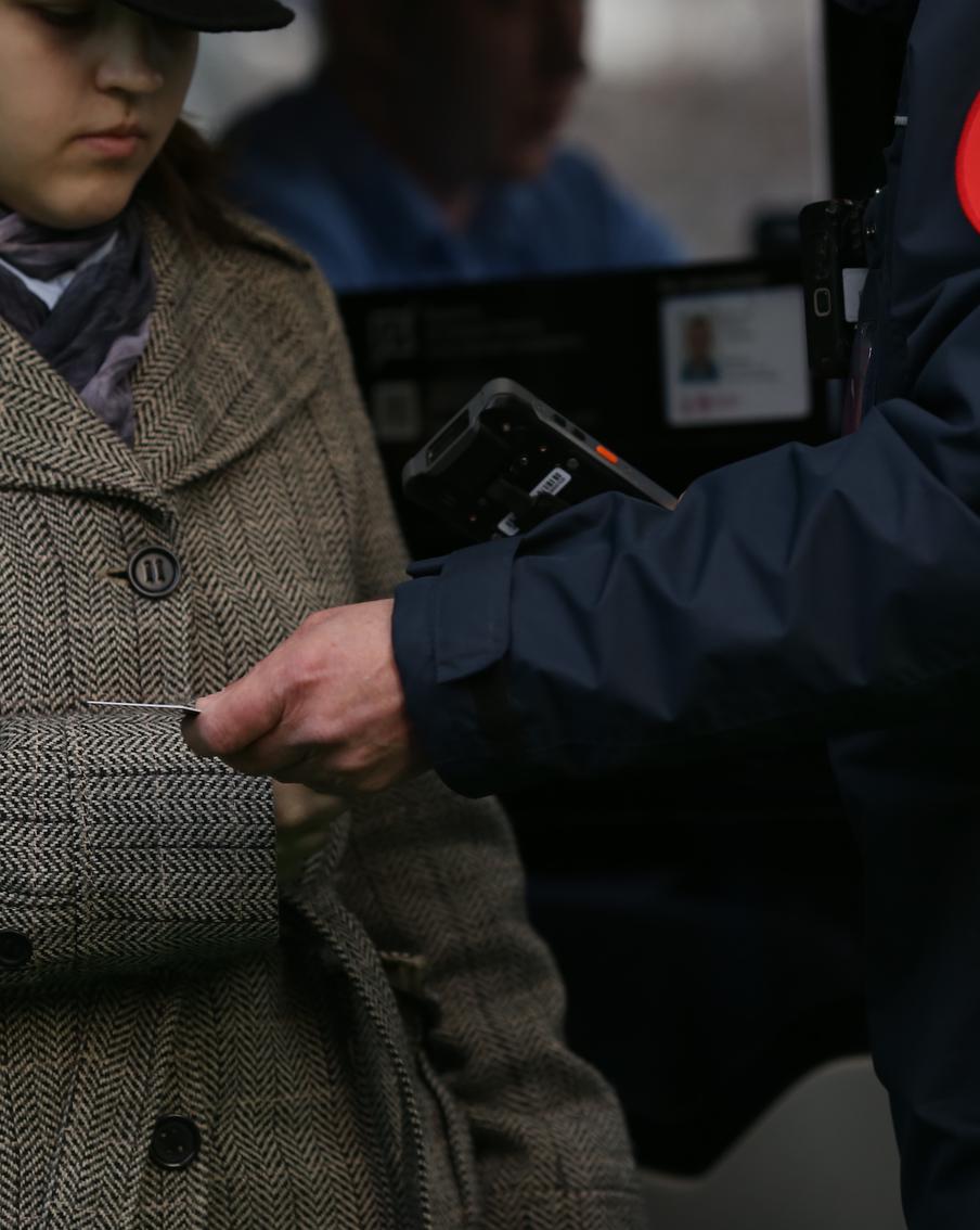 Повторная проверка оплаты проезда прошла у станции метро "Нагорная"