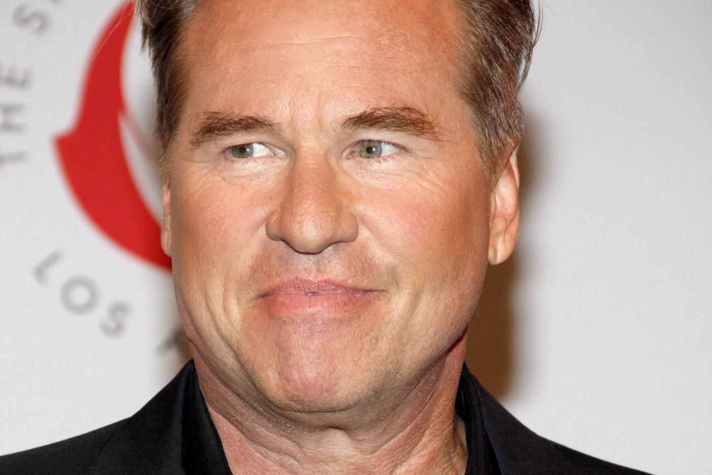 Покойный Вэл Килмер вернётся в кино, чтобы снова очутиться "Глубоко, как в могиле"