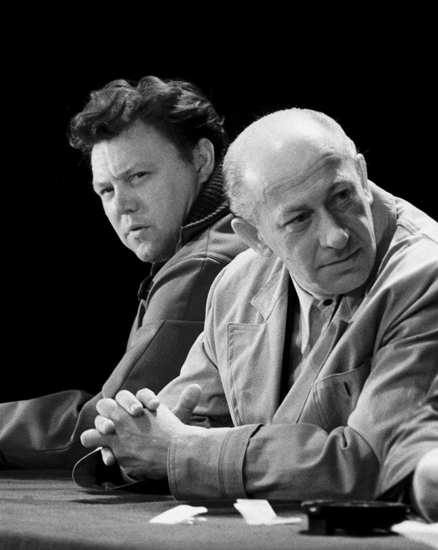 Вячеслав Невинный и Евгений Евстигнеев.