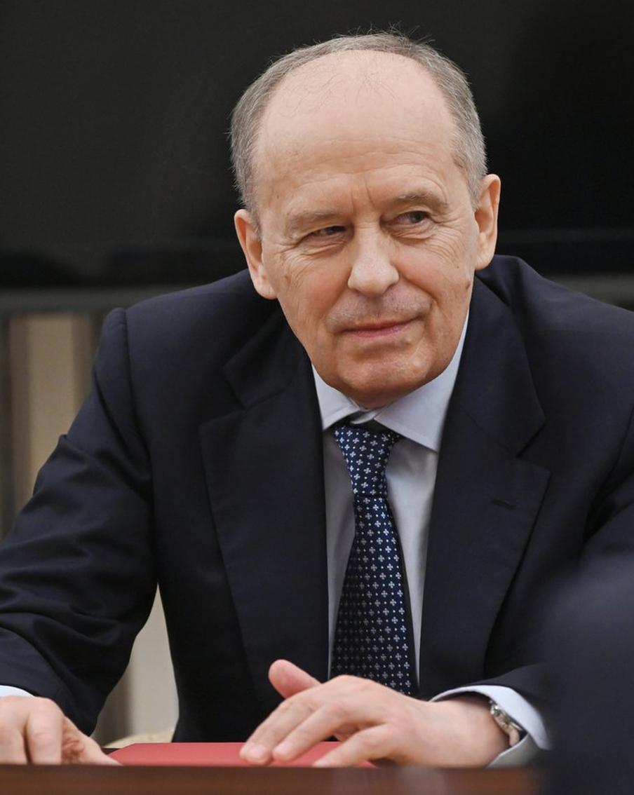 Глава ФСБ Бортников назвал британцев кукловодами спецслужб Украины. В беседе с журналистом информационного агентства "Вести" Павлом Зарубиным директор Федеральной службы безопасности Российской Федерации Александр Бортников поделился своим мнением о значительном влиянии украинских спецслужб на внутренние процессы в стране