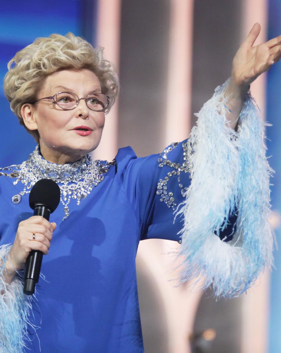 "Никто и никогда меня в них не видел": 65-летняя Елена Малышева отказалась от одного предмета гардероба