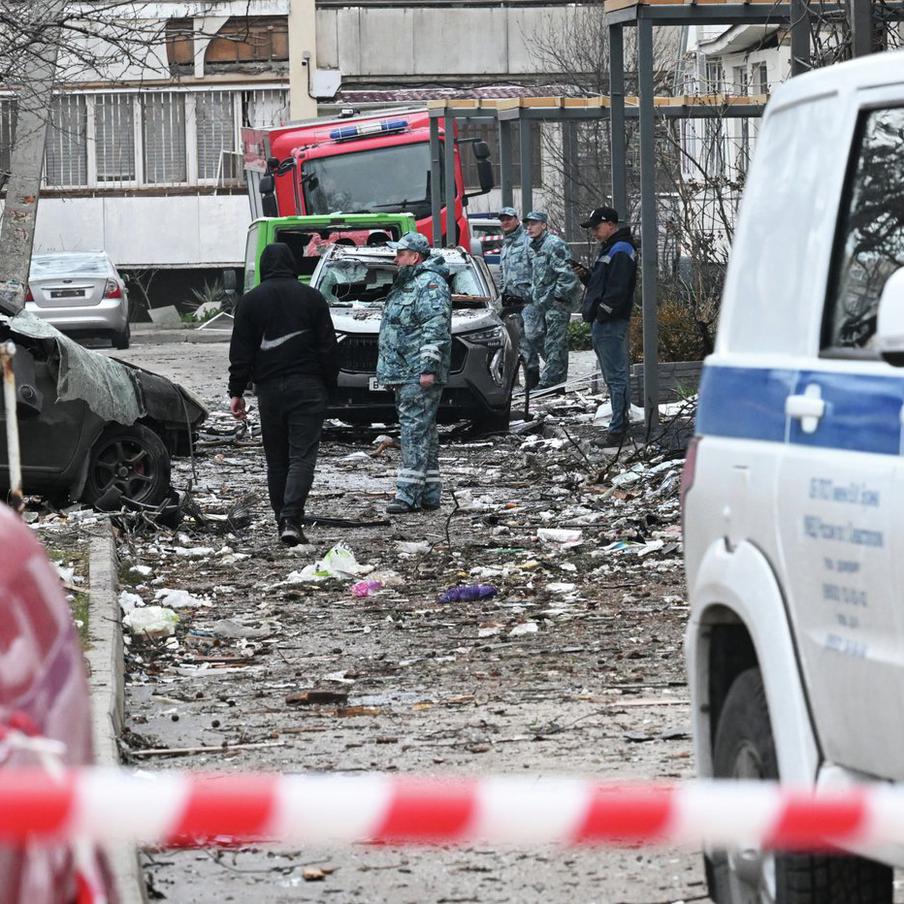 В Севастополе погибла хозяйка квартиры дома, где произошёл взрыв. Следственный комитет Российской Федерации начал уголовное расследование по факту взрыва и обрушения жилого дома в Севастополе