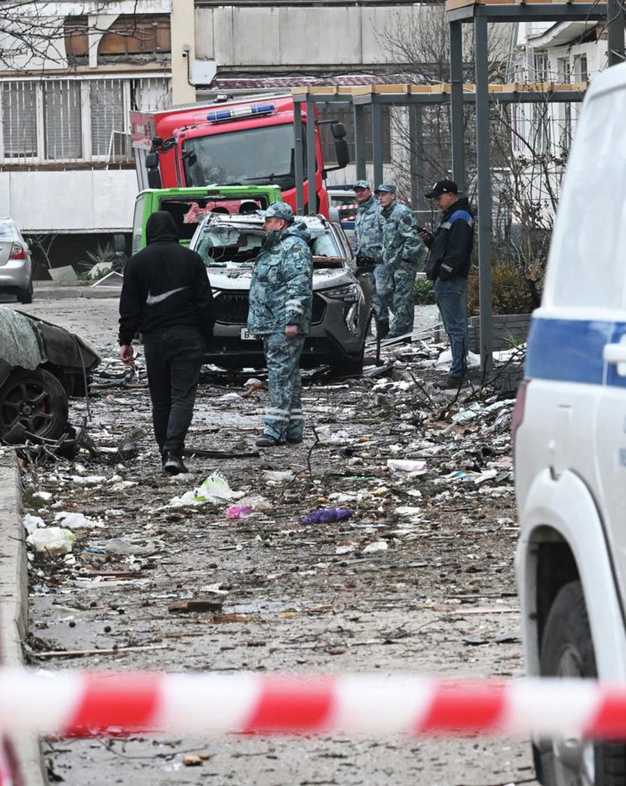 В Севастополе погибла хозяйка квартиры дома, где произошёл взрыв. Следственный комитет Российской Федерации начал уголовное расследование по факту взрыва и обрушения жилого дома в Севастополе