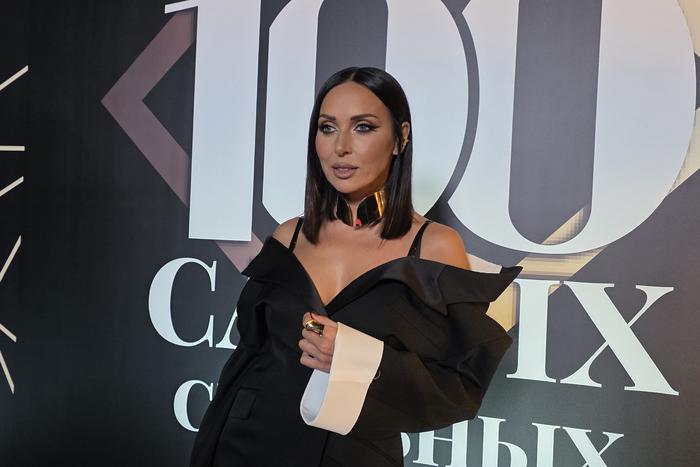 "Бывший муж даёт деньги": Алсу откровенно рассказала о семье и строгих запретах