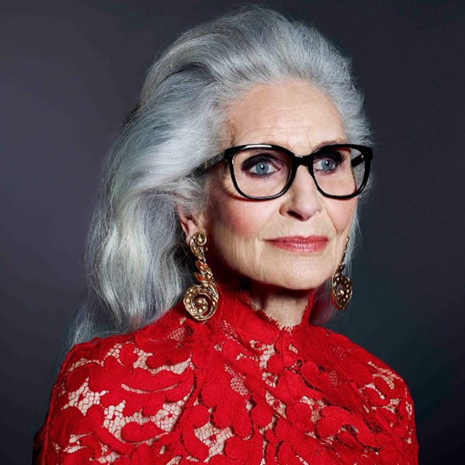 Модель активно участвовала в съёмках и модных показах.