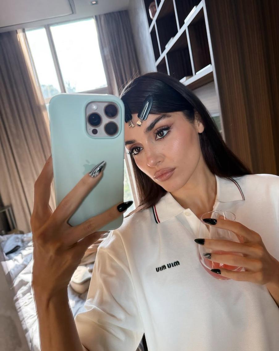 Звезда "Постучись в мою дверь" в розыске: что известно об аресте Ханде Эрчел