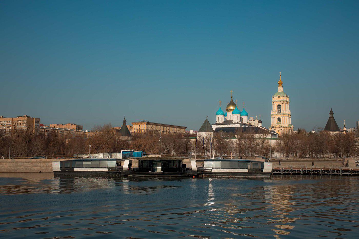 Более 200 тысяч поездок за всё время работы совершили москвичи и гости города на речном маршруте "Новоспасский – ЗИЛ"