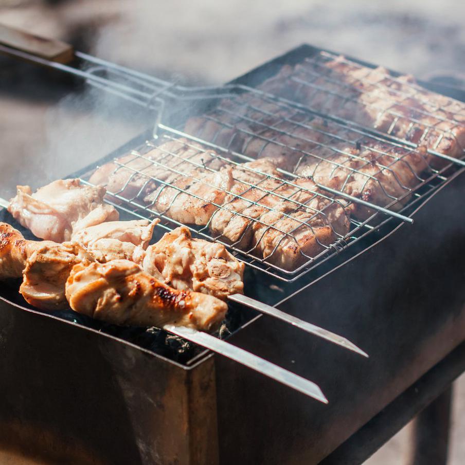 Россиян ждут самые короткие майские праздники за восемь лет. В 2026 году майские праздники будут самыми короткими за последние восемь лет. Это связано с тем, что новогодние каникулы длились рекордные 12 дней – с 31 декабря 2025 года по 11 января 2026 года