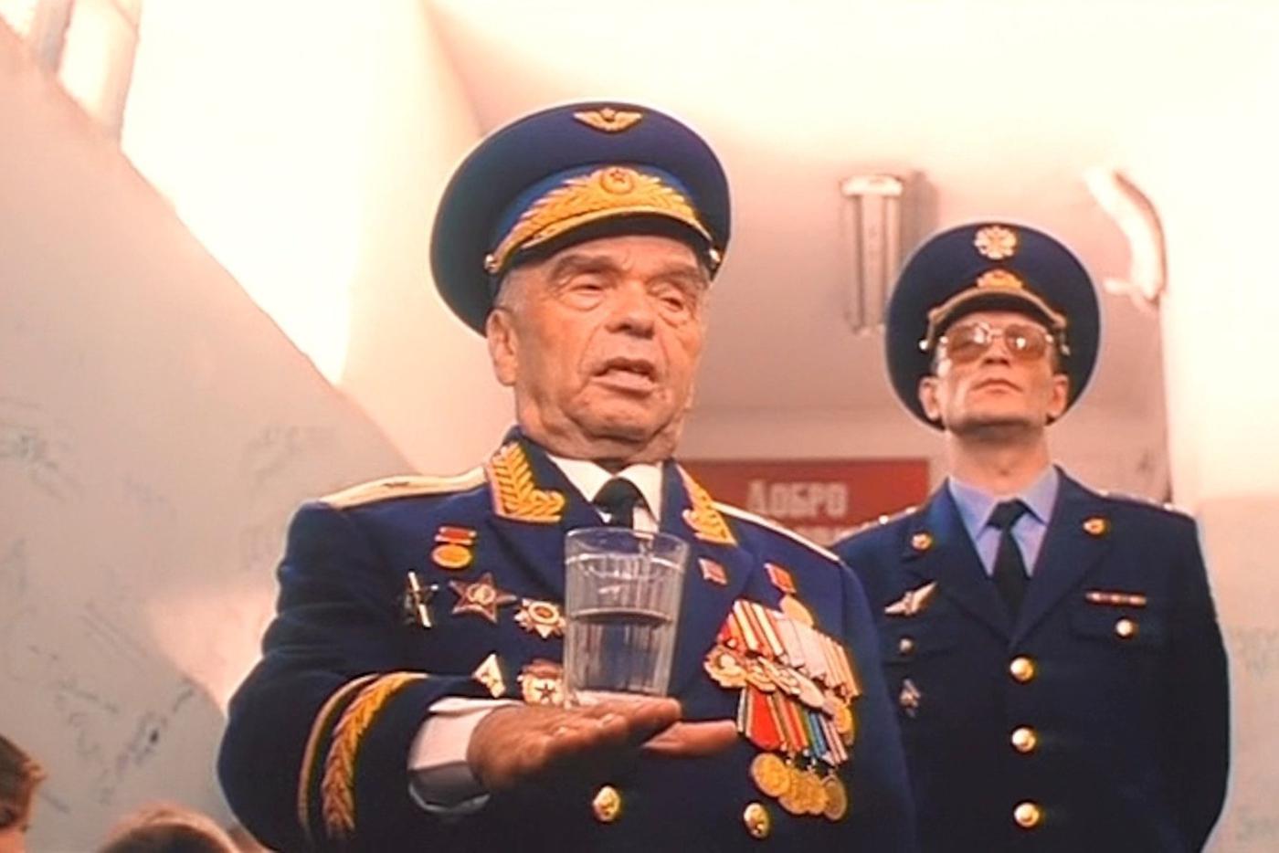 Владимир Шаинский исполнил давнюю мечту сняться в кино и был увлечён съёмками.