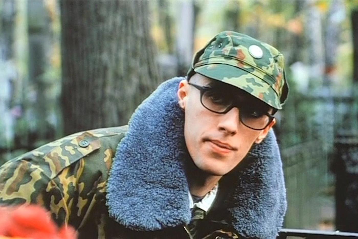 Михаил Петровский в роли ловеласа Влада Каширского.