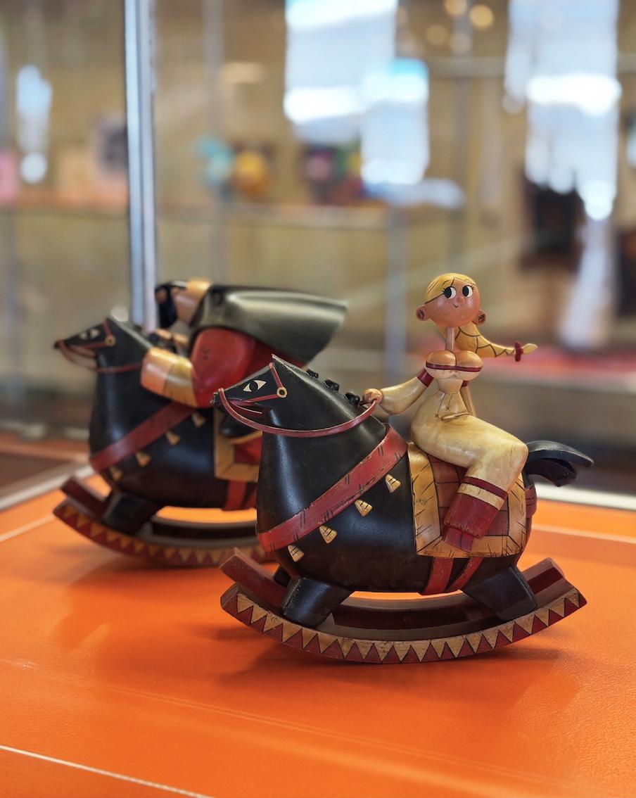 Руслан спасёт Людмилу от ужасного Черномора.