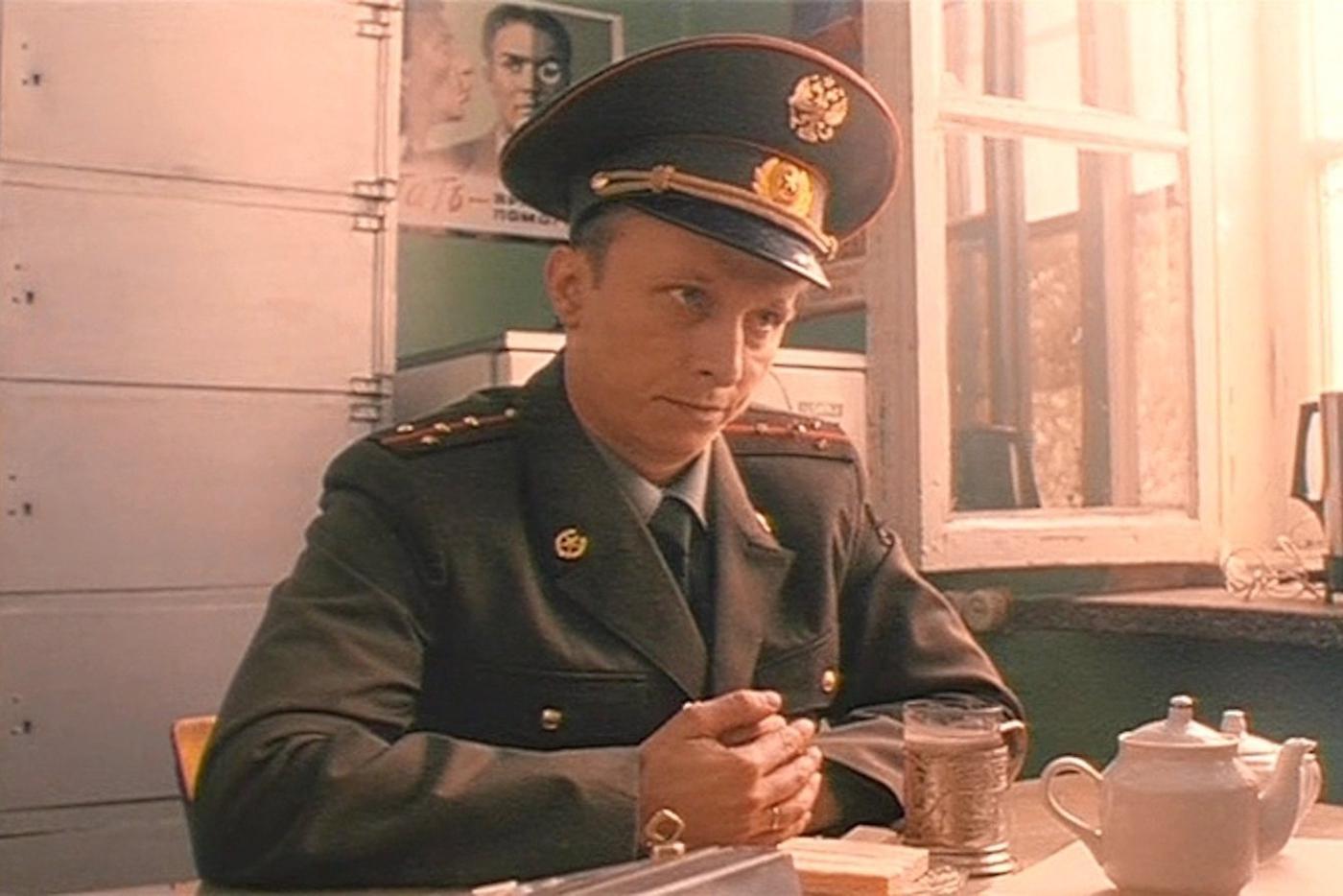 Иван Охлобыстин в роли особиста-контрразведчика.