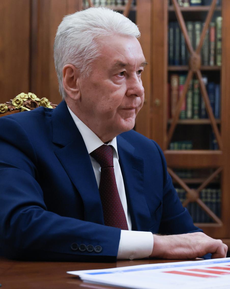 Собянин сообщил об отражении атаки 20-го БПЛА на подлете к Москве