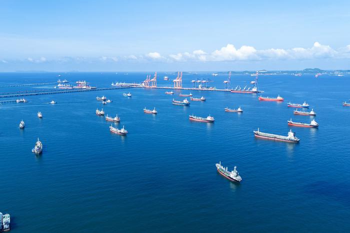 Рост цен на нефть до $150 за баррель может привести к рецессии глобальной экономики