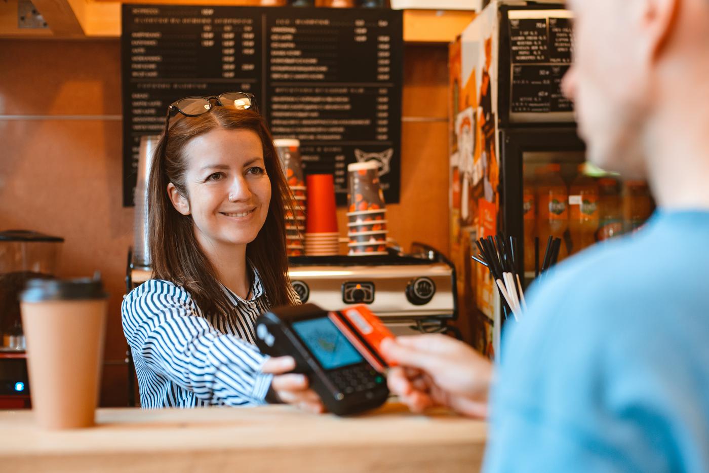 Активность рекламодателей и пользователей выросла в несколько раз