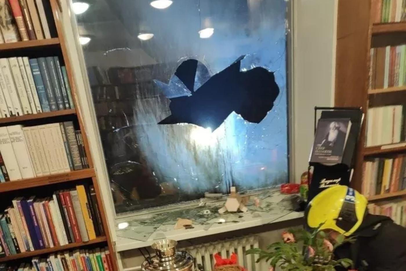 В Праге неизвестные напали на российский культурный центр