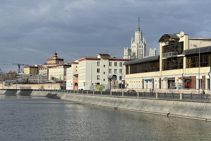 Кратковременные дожди и до +13: погода в Москве 27 марта