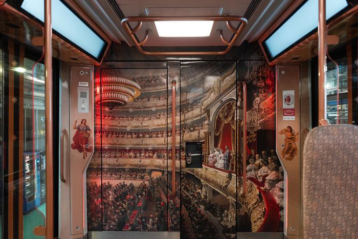 Закулисную жизнь Большого театра теперь можно увидеть в специальном поезде метро
