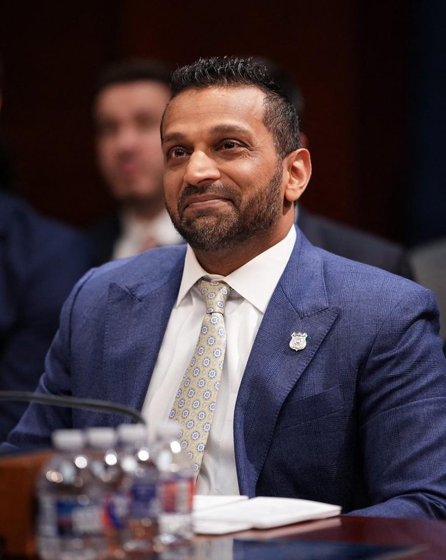 "Сопротивление не остановить!": Иран хакнул почту главы ФБР и выложил компромат. Директор ФБР Каш Патель стал жертвой взлома команды хакеров Handala Hack Team – в Интернете опубликованы его личные электронные письма и фотографии. Ранее в США объявили вознаграждение – 10 млн долларов за головы хакеров, их ответ на заставил себя долго ждать