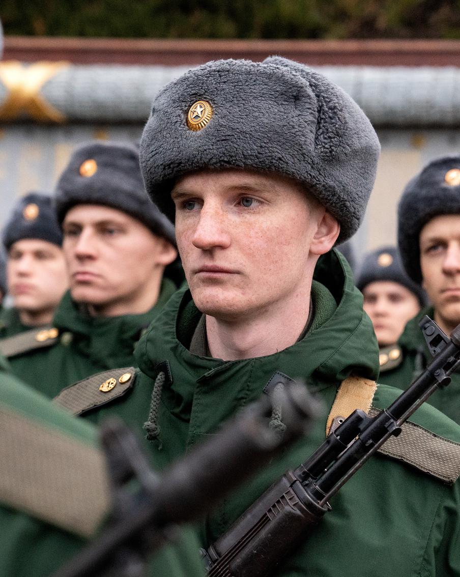 В Генштабе ВС РФ заявили о полном выполнении плана по осеннему призыву. План осеннего призыва по количеству призванных в армию новобранцев был выполнен в полном размере. Всего на военную службу призваны 135 тысяч человек