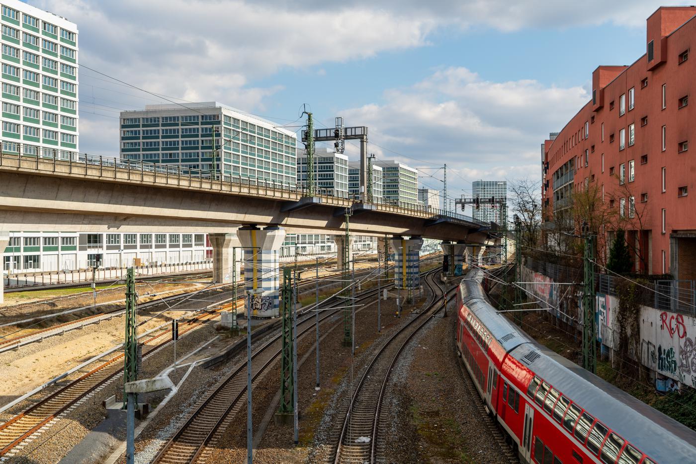 В Германии назвали состояние железных дорог угрозой демократии в стране