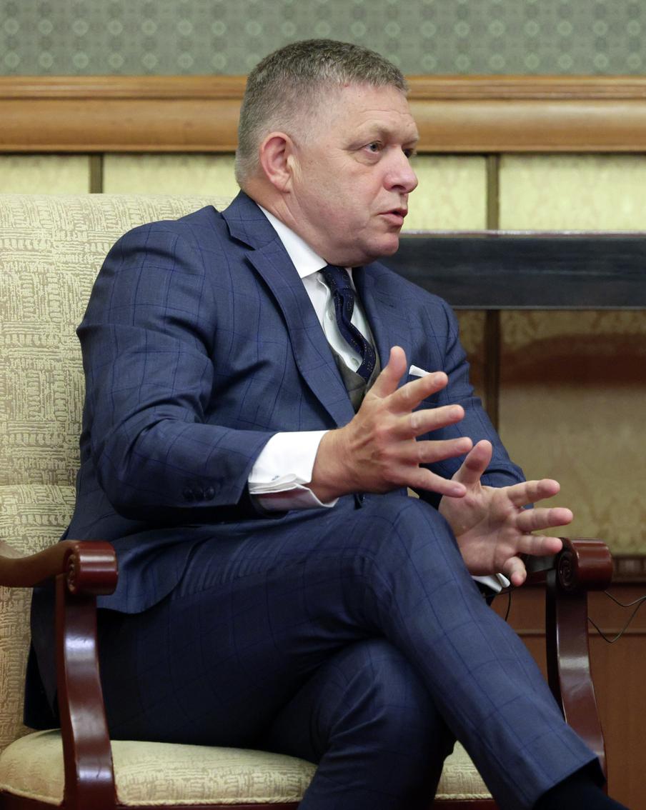 Фицо хотят посадить, Орбан рискует проиграть выборы: что происходит с союзниками России