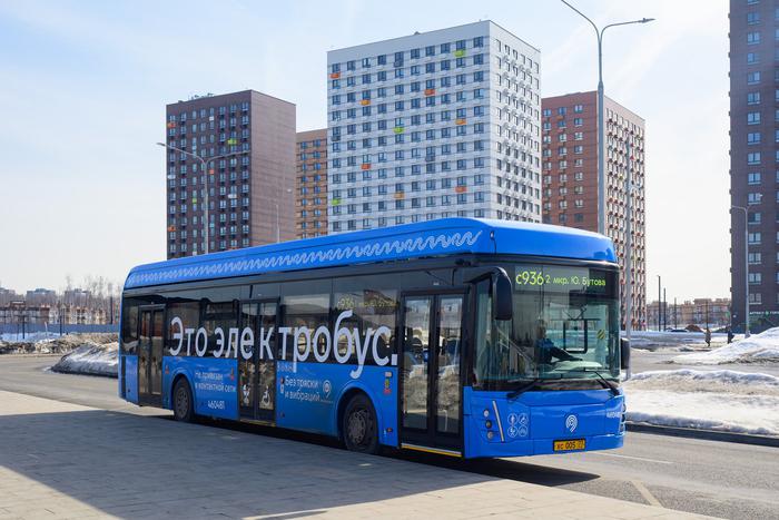 Электробусы полностью заменили автобусы ещё на трёх столичных маршрутах
