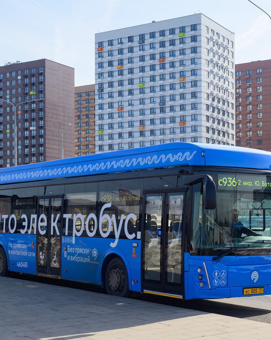 Электробусы полностью заменили автобусы ещё на трёх столичных маршрутах